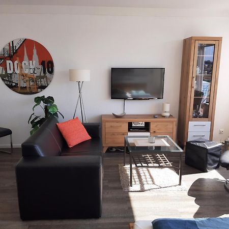 Penthouse Ferienwohnung Auszeit, Gerne Mit Hund, Wlan Inkl. Laboe Luaran gambar