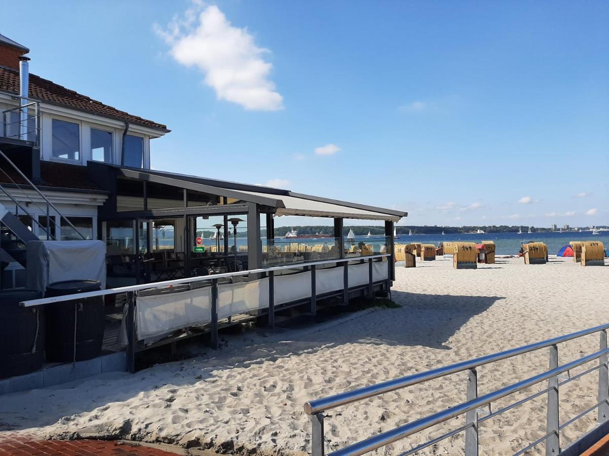 Penthouse Ferienwohnung Auszeit, Gerne Mit Hund, Wlan Inkl. Laboe Luaran gambar