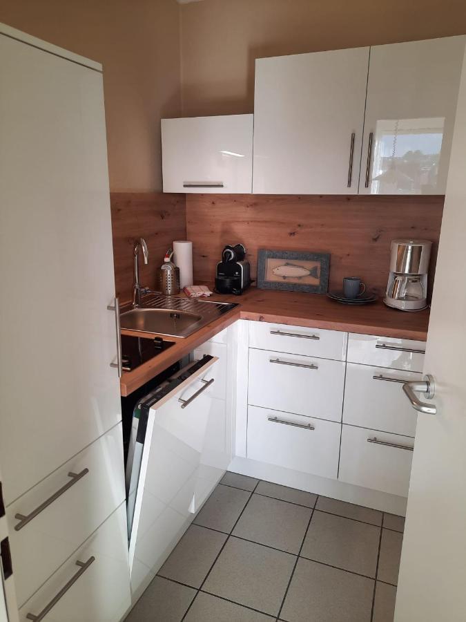 Penthouse Ferienwohnung Auszeit, Gerne Mit Hund, Wlan Inkl. Laboe Luaran gambar