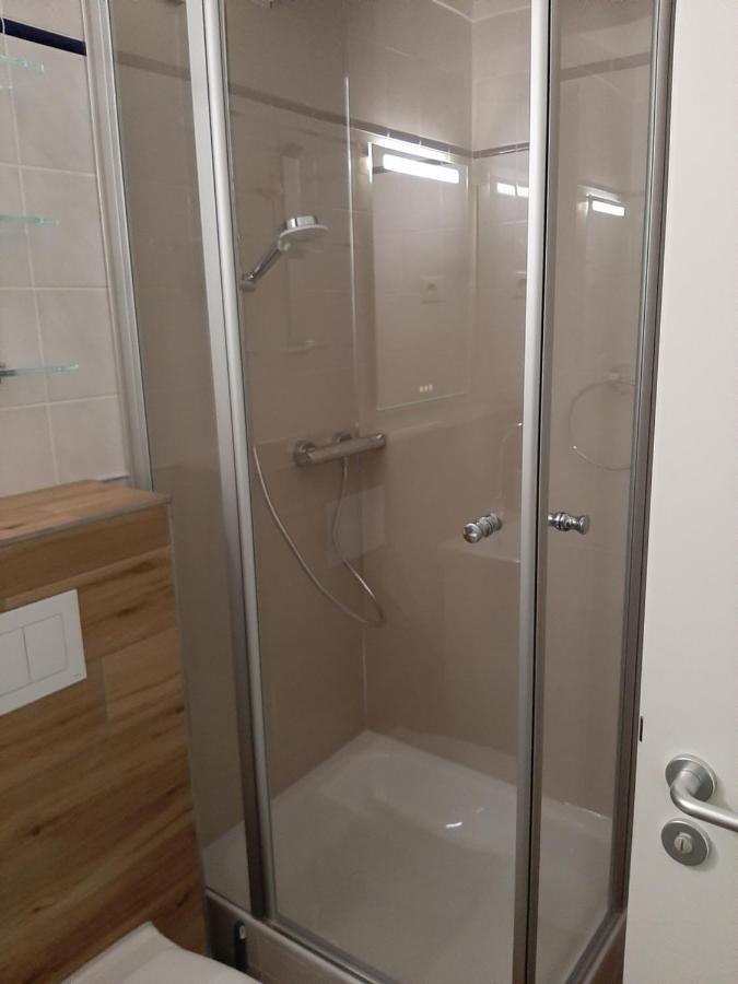 Penthouse Ferienwohnung Auszeit, Gerne Mit Hund, Wlan Inkl. Laboe Luaran gambar
