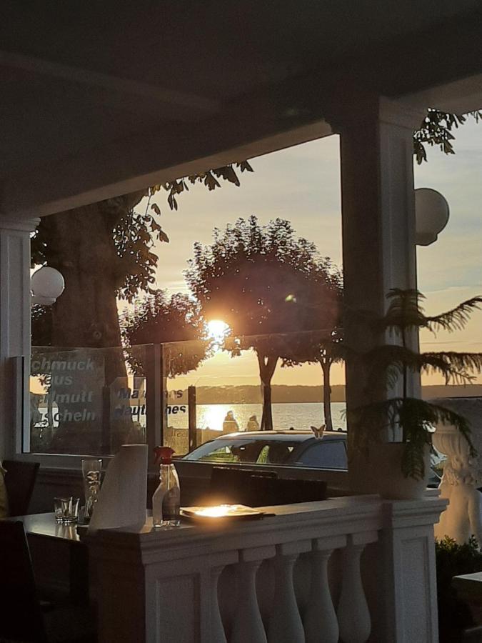 Penthouse Ferienwohnung Auszeit, Gerne Mit Hund, Wlan Inkl. Laboe Luaran gambar