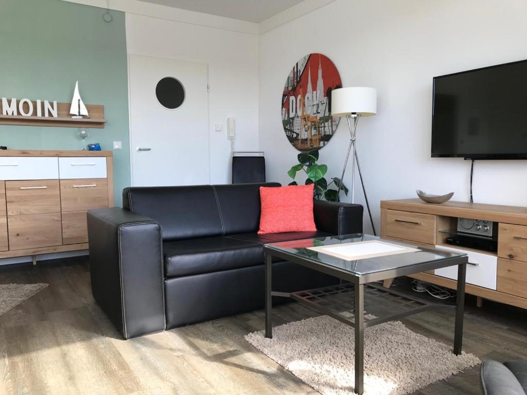 Penthouse Ferienwohnung Auszeit, Gerne Mit Hund, Wlan Inkl. Laboe Luaran gambar
